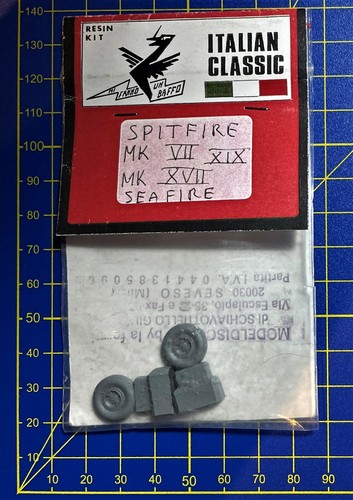 Italian classic 049 spitfire - italian,